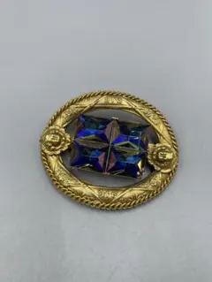 29ヴィンテージ 花飾り付き青紫色ブローチ