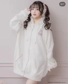 pium×Mezzo Piano ベリエちゃんコットンフリルパーカー ホワイト