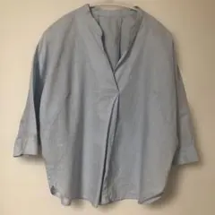 GUライトブルー 五分袖 Vネック リネンシャツ