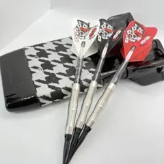 マイダーツセット　ケース付き　レッド　ホワイト　ブラック　スカル　タングステンのサムネイル
