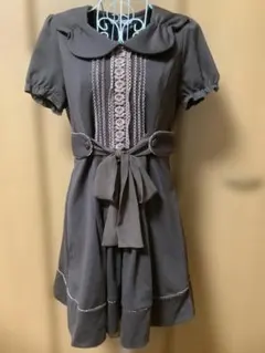 アクシーズファム ブラウン 半袖 ひざ丈ワンピース