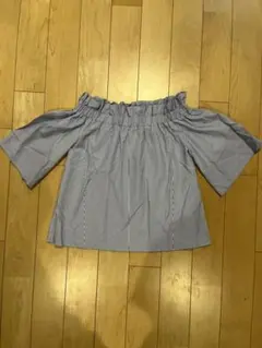 【新品未使用タグ付】H&Mオフショルダーブラウス　トップスシャツ