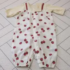 あーちゃん様　新品　conoco いちご柄 ツーウェイオール　50-70サイズ