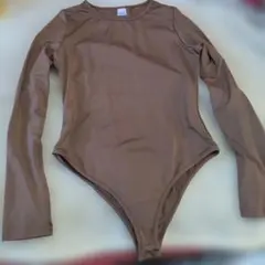 ボディスーツ Tシャツ