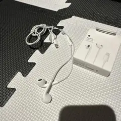 EarPods Lightning Connector +ライトニングケーブルのサムネイル