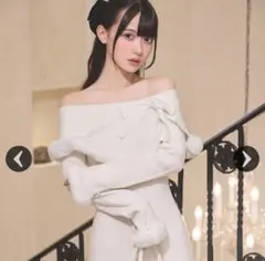 michellMacaron ビジューリボンオフショルワンピース ピンクベージュ