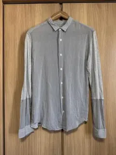 フセイン・チャラヤン 細ストライプシャツ