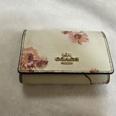 COACH 花柄 レザーキーケース
