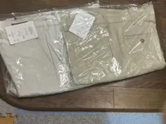 ズボン 色...ベージュ.白