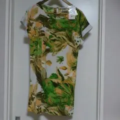 新品　花柄 フラワー チュニック ワンピース