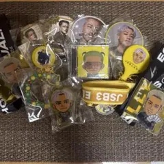 三代目JSB ELLY キングダムストラップ、缶バッジ、他