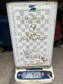 エスケープレミアムシリコン 22-70L 艶消し 13.3kg - メルカリ 艶消し 22-70A エスケープレミアムシリコン中古