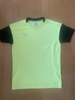 【値下げしました】PUMA 蛍光イエロー 半袖シャツ