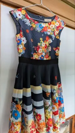 Maglie par ef-de 花柄フレアワンピース 日本製のサムネイル
