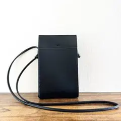 UNIQLO レザータッチミニツールショルダーバッグ