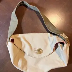 Item thumbnail for item b83a445b-7c19-4e69-a6ba-43d5de22bc27