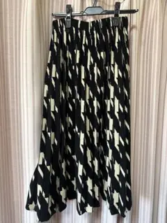 【美品】SILENT WORTH　プリーツスカート