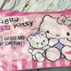 ハローキティ 枕カバー サンリオ　ピンク　寝具
