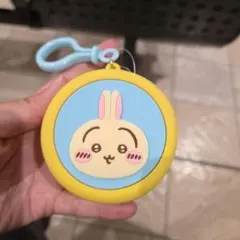 ちいかわ まんまるミニシリコンポーチ うさぎ