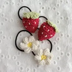 いちごとお花のヘアゴムセット キッズ ベビー