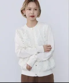 BEAMS HEART フロントレース ニットカーディガンのサムネイル