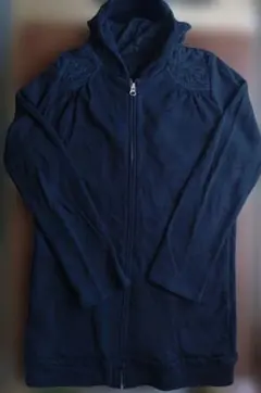 コムサフィユ ブラック レース付きパーカー フード取外し可能 150‐160cm