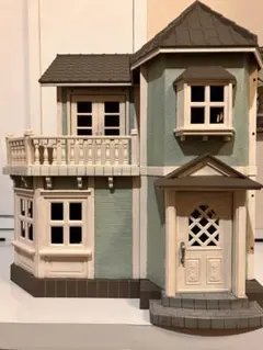 ドールハウス あかりの灯る大きな家 赤い屋根の大きな家 リペイント シルバニア