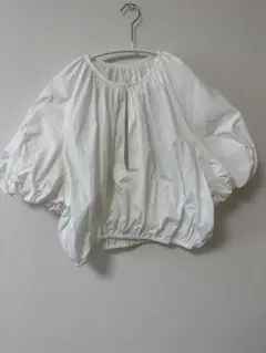 新品未使用】NICOLETTA T. ボリュームスリーブブラウス ホワイト 