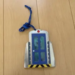 モンスターズインク ドア型 ストラップ パスケース コインケース