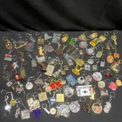 月曜市!291ヴィンテージ フランス フレンチ キーホルダー120個 - メルカリ