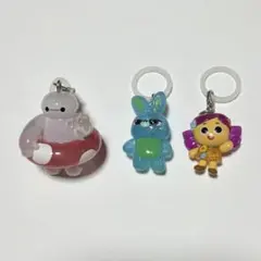 ディズニーサマー ベイマックス トイストーリー　めじるしアクセサリー