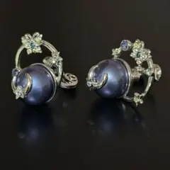 ANNA SUI 天体 蝶　モチーフ　パール風イヤリング