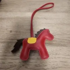 赤い馬型レザーチャームのサムネイル