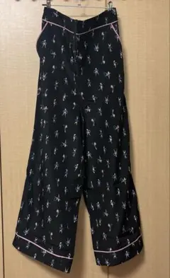 w closet パンツ