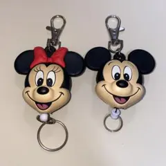 ディズニー　ミニー　ミッキー　リールキーホルダー