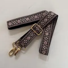 インド刺繍リボンスマホショルダー　ピンクゴールド