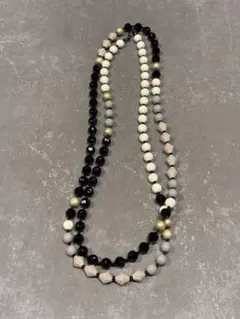 ロングビーズネックレス 2連 黒 白 グレー 金