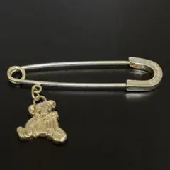 レア　バーバリー　ピンブローチ　テディベアチャーム付