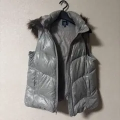 Gap グレー ダウンベスト ファー付き