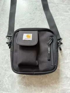 Carhartt 黒 ショルダーバッグ