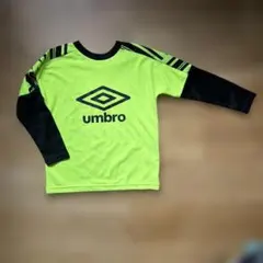 umbro 蛍光イエロー 長袖シャツサッカーウェアプラクティスシャツ