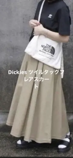 Dickies ベージュ チノロングフレアスカート OPAQUE.CLIP