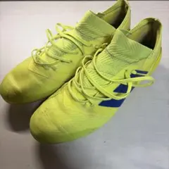 アディダス　ネメシス