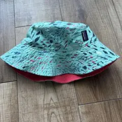 Patagonia キッズ リバーシブル ハット 魚柄のサムネイル