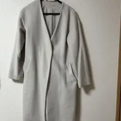 グレー ノーカラーコート