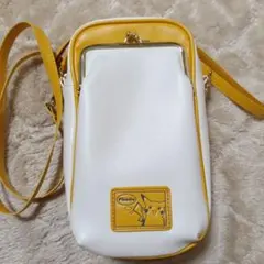 ピカチュウ　バッグ