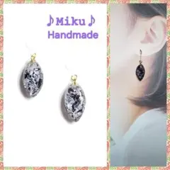 No.1532-F　琉球ガラス♡ブラックバック☆ピアス・イヤリング(パープル)