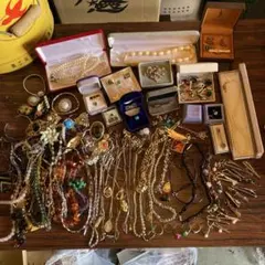 ユ*割様 アクセサリーなど　金属パーツ　プラスチックパーツ　まとめ売り