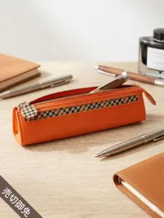 【美品】DAKS ダックス レザー ペンケース オレンジ チェック柄 本革のサムネイル