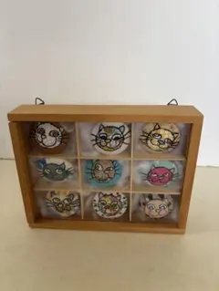猫の顔のブローチ 9個セット ハンドメイド作家 れー さんの作品ケース